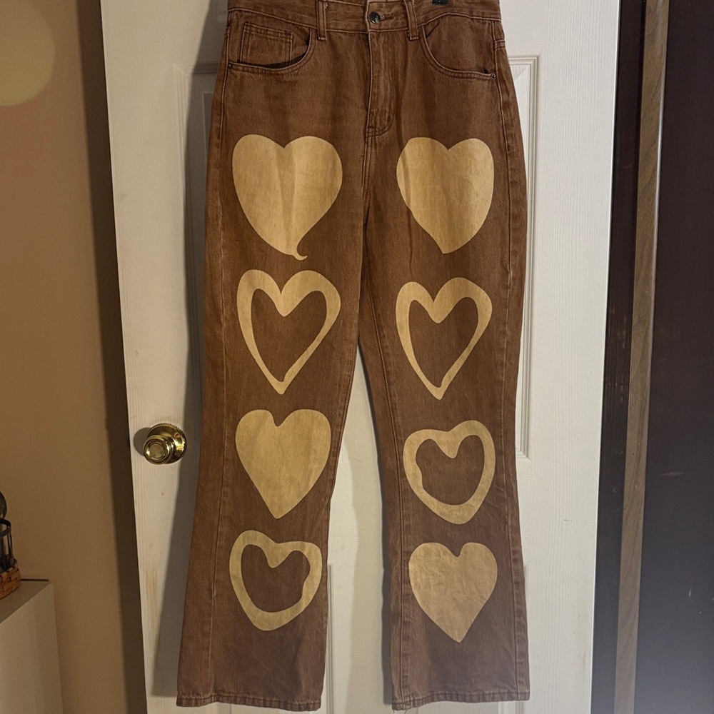Women’s SHEIN Brown Heart-Print Jeans LARGE 30x30”inseam